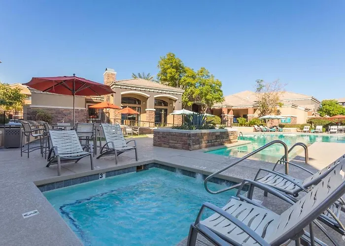 Boulevard 2br By Stadium Pool Parking Gym 05 Glendale
