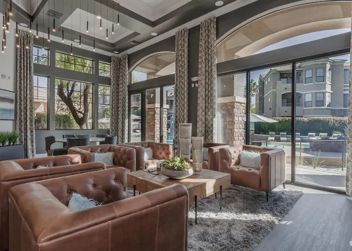 Boulevard 2br By Stadium Pool Parking Gym 05 * Glendale