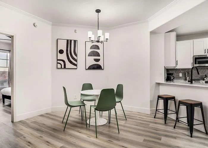 Boulevard 2br By Stadium Pool Parking Gym 05 Apartment *