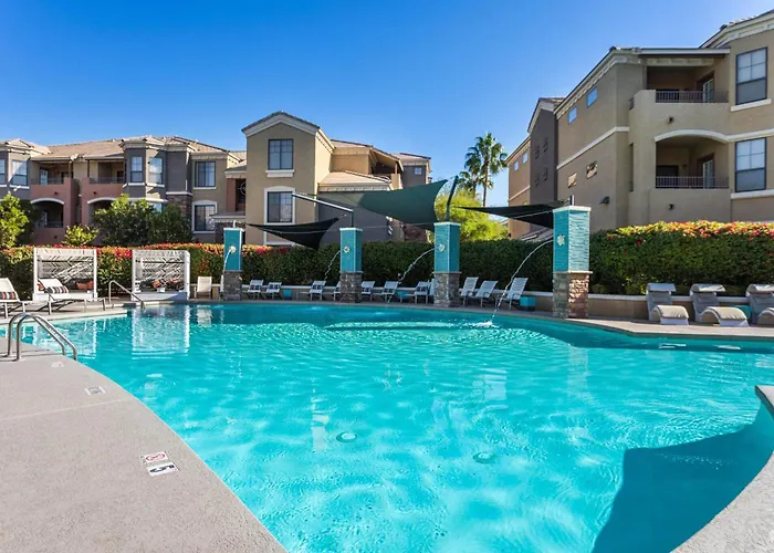 Boulevard 2br By Stadium Pool Parking Gym 05 Apartment Glendale